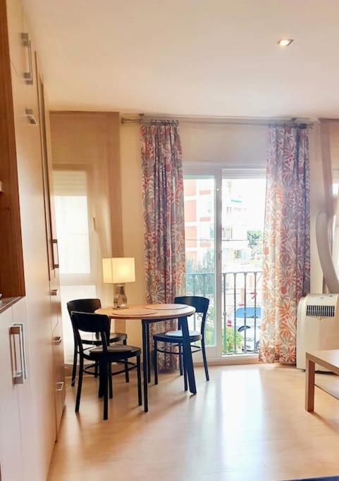 Lovely Studio In Centre Of Torre, Near The Beach Torre Del Mar Zewnętrze zdjęcie